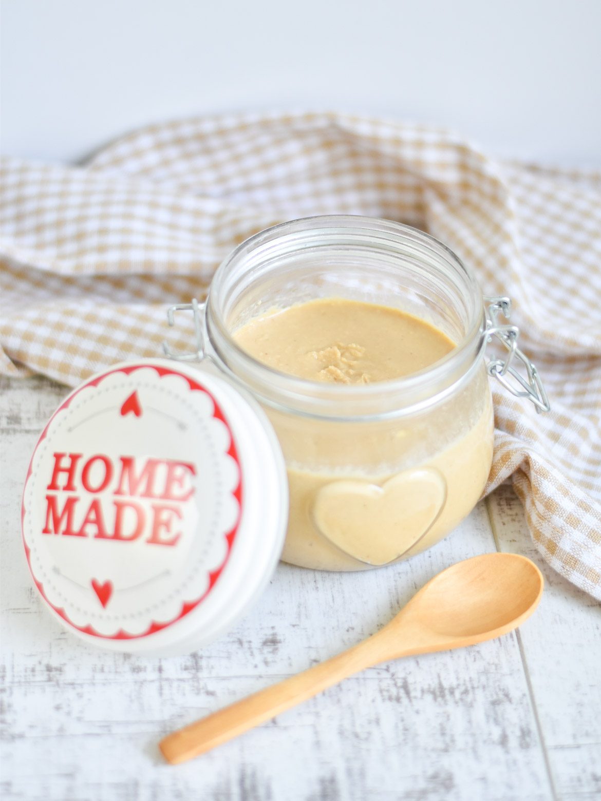 Domowe, kokosowe masło orzechowe + pomysły na jego wykorzystanie